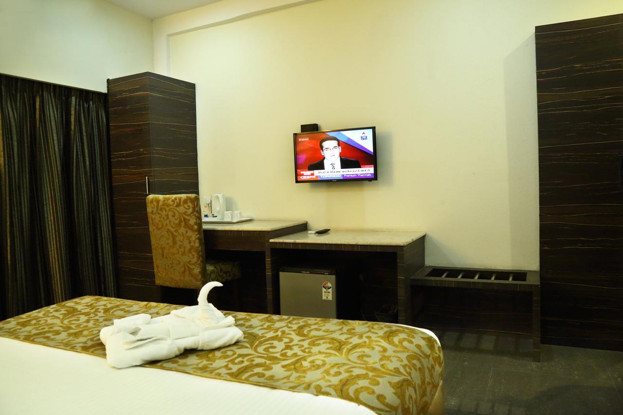 The Majestic Suites 콜카타 외부 사진