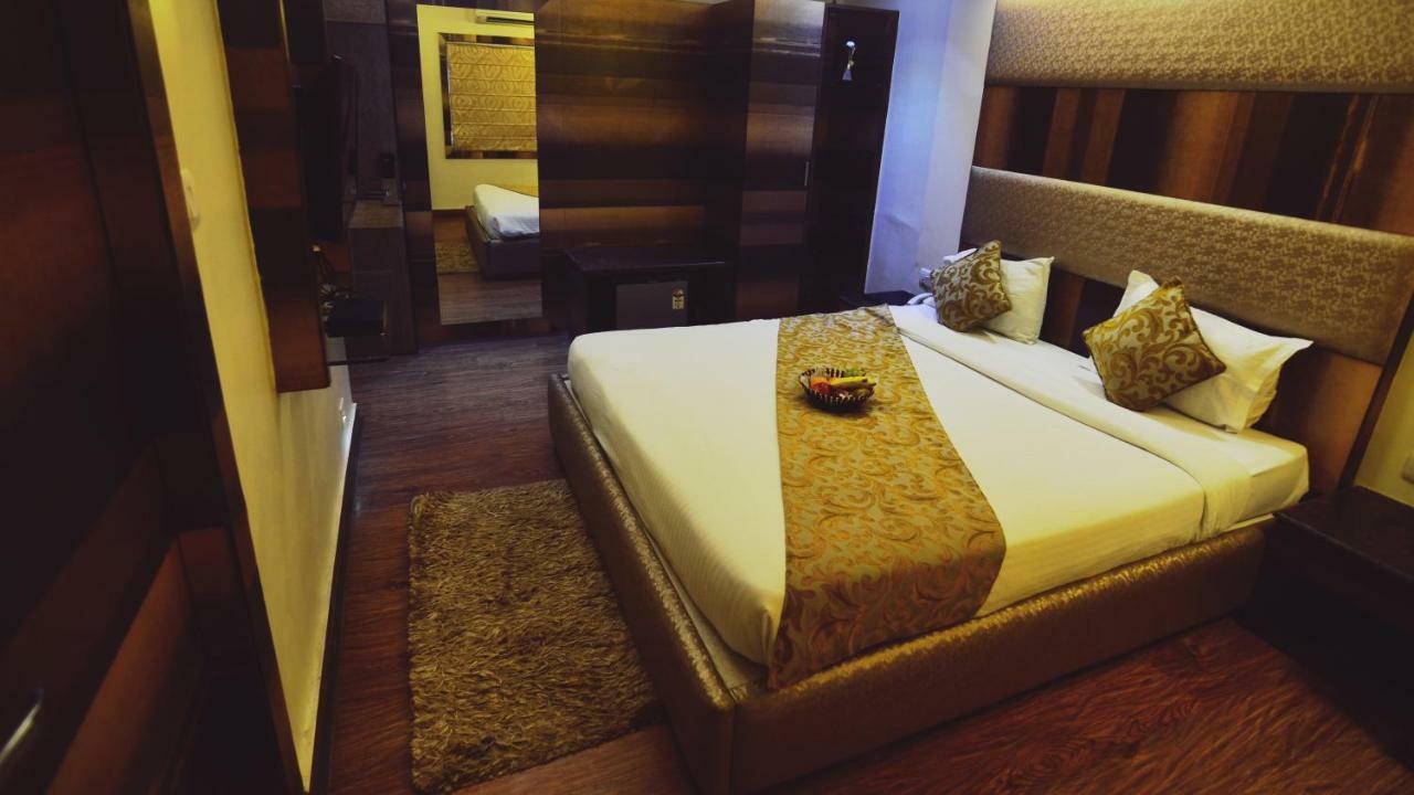 The Majestic Suites 콜카타 외부 사진